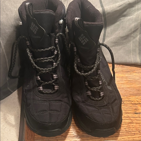 Columbia Black Insulated Winter Boots